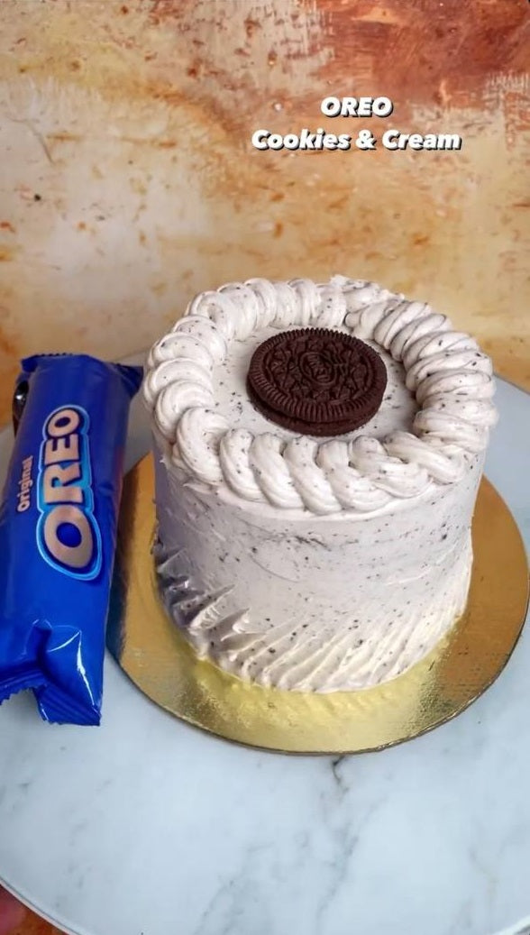 Cookies and Cream Classic Cake